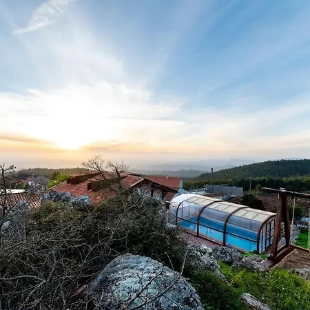 Casa Dos Penedos 度假居