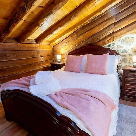 Casa Dos Penedos Abrunheira