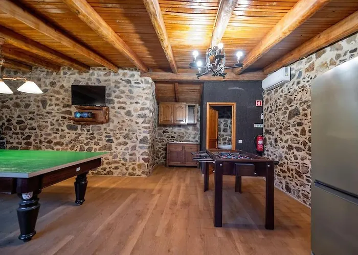 Casa Dos Penedos * Abrunheira