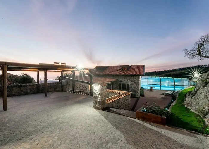 Casa Dos Penedos * Abrunheira