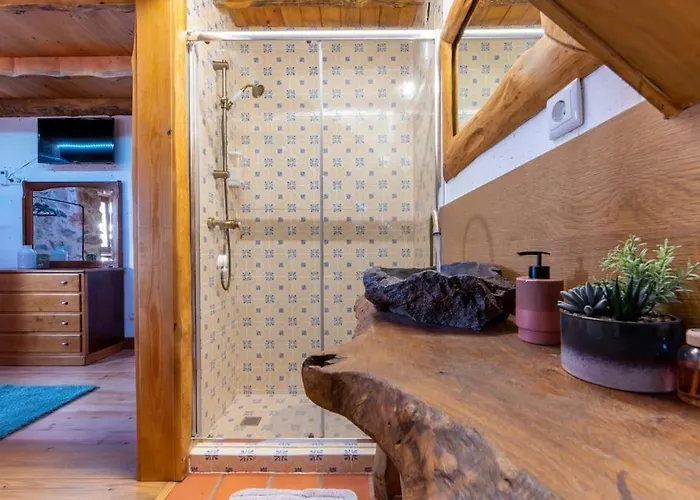 Casa Dos Penedos Ferienhaus *